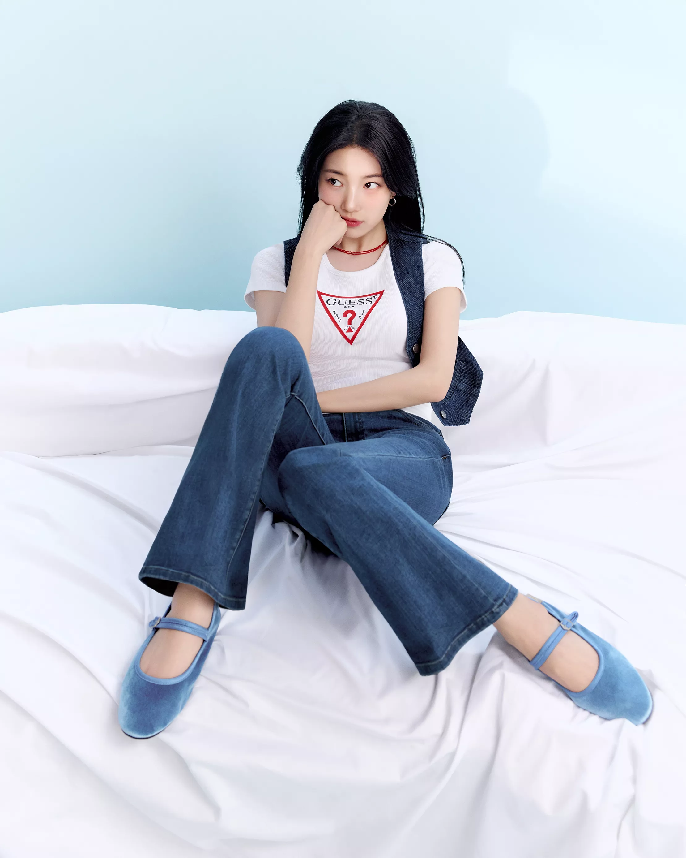 수지 게스 화보 4번째 사진