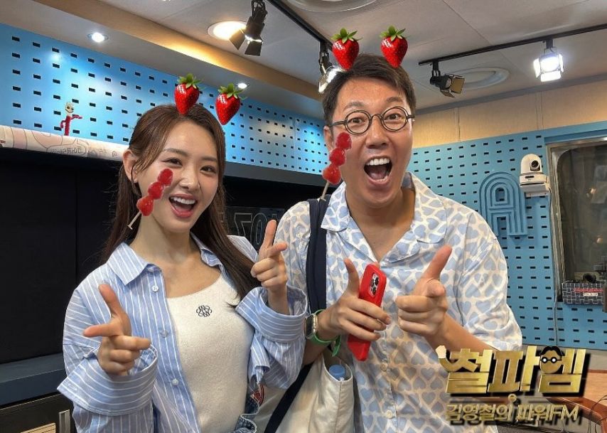 김다영 아나운서1_2.jpg