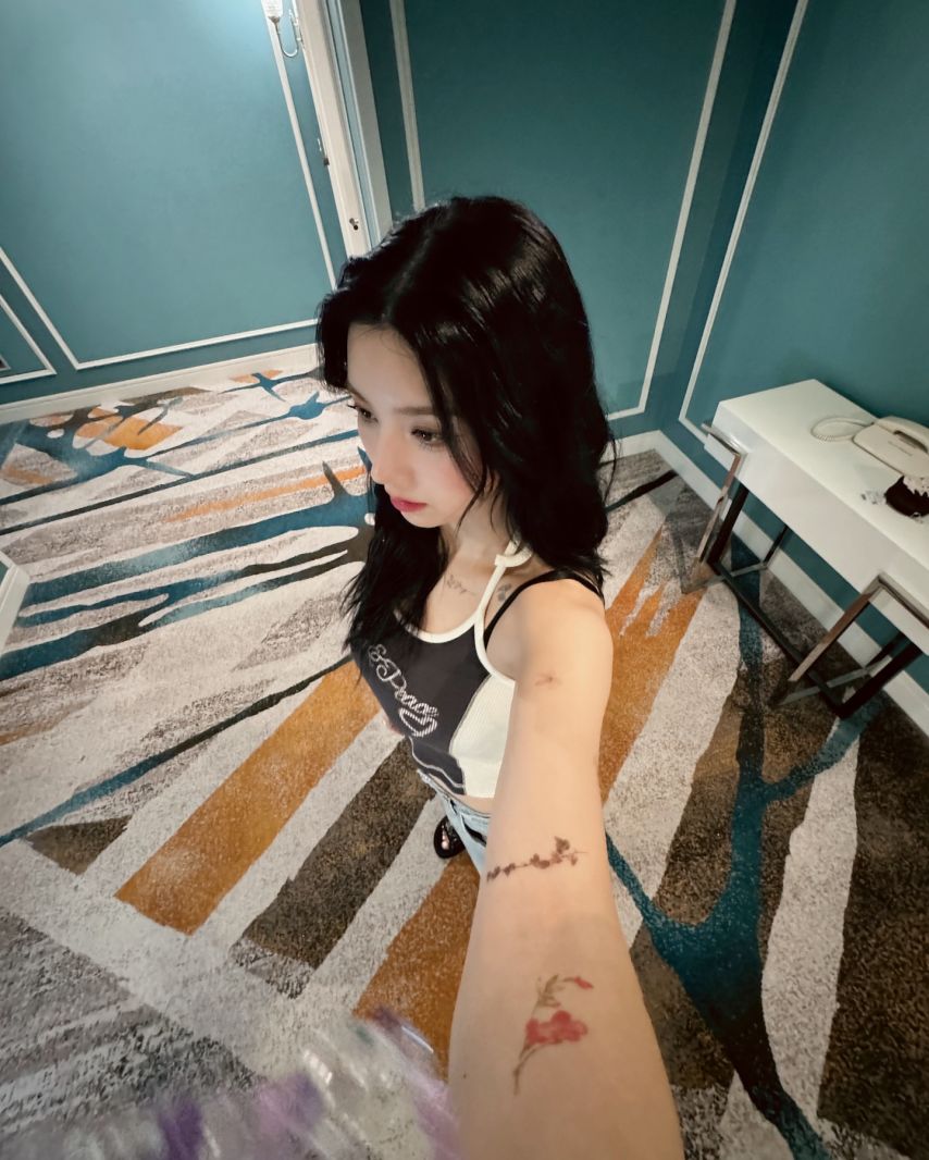 권은비,최예나1_9.jpg