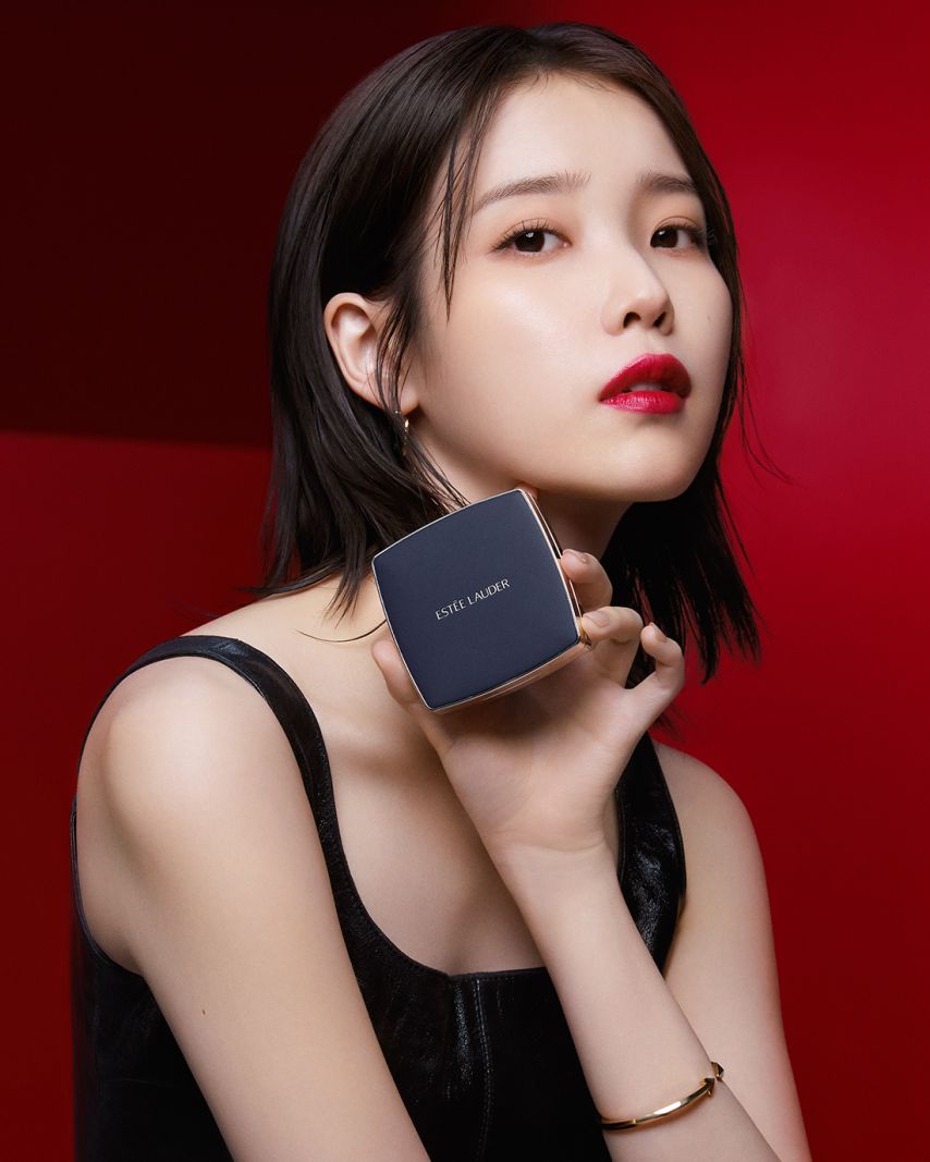 아이유 에스티로더1_1.jpg