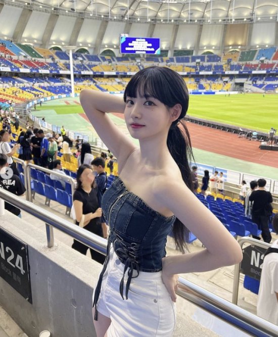 15 )) 피지컬 깡패 아나운서 곽민선 (약스압)1_11.jpeg