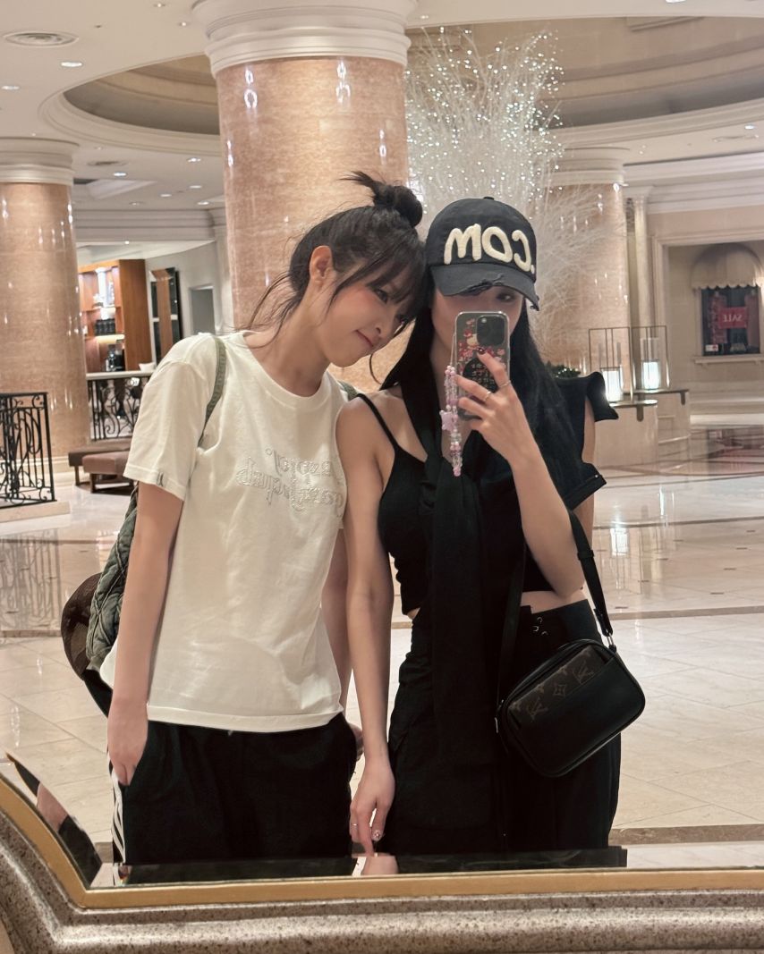 권은비,최예나1_5.jpg