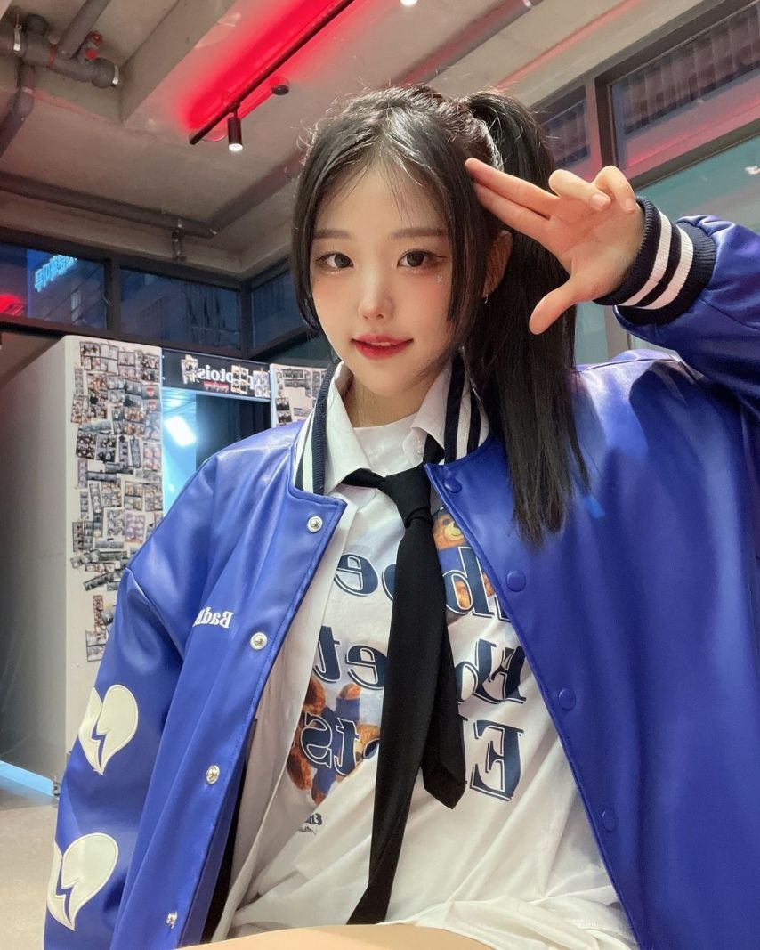 QWER 히나1_3.jpg