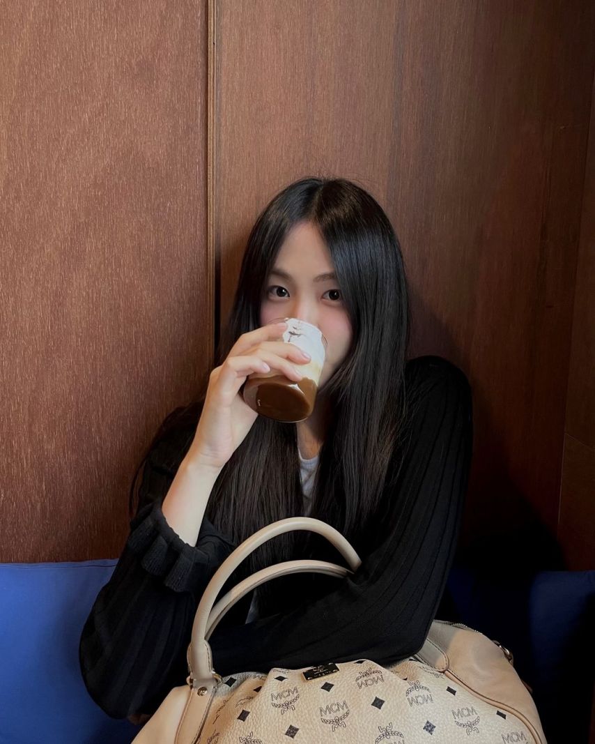 앨리스 이제이1_7.jpg