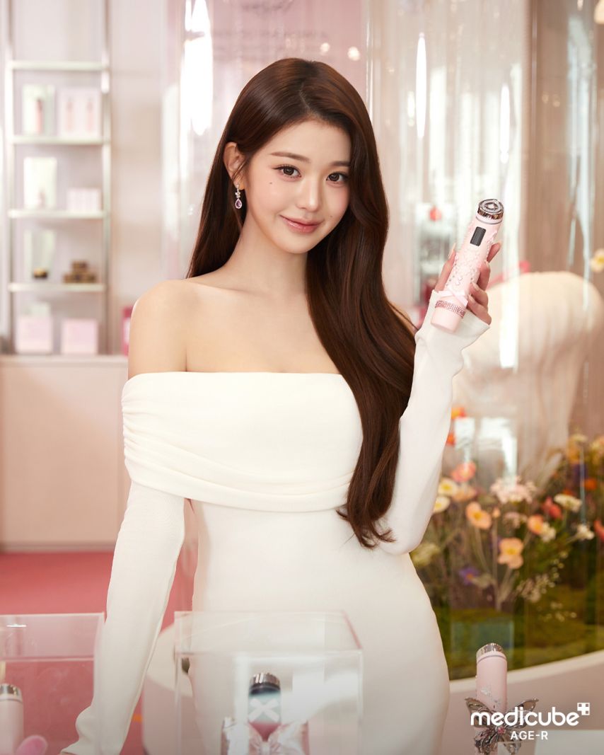 아이브 장원영 메디큐브 (3)