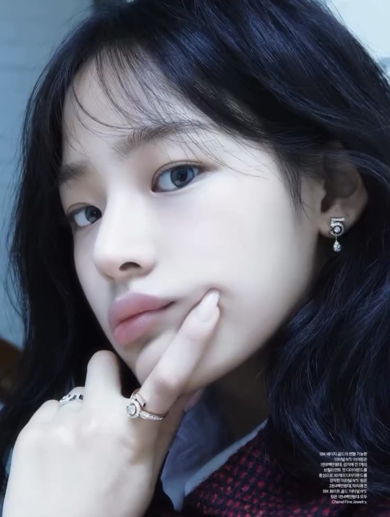 뉴진스 민지 하퍼스바자1_2.jpg