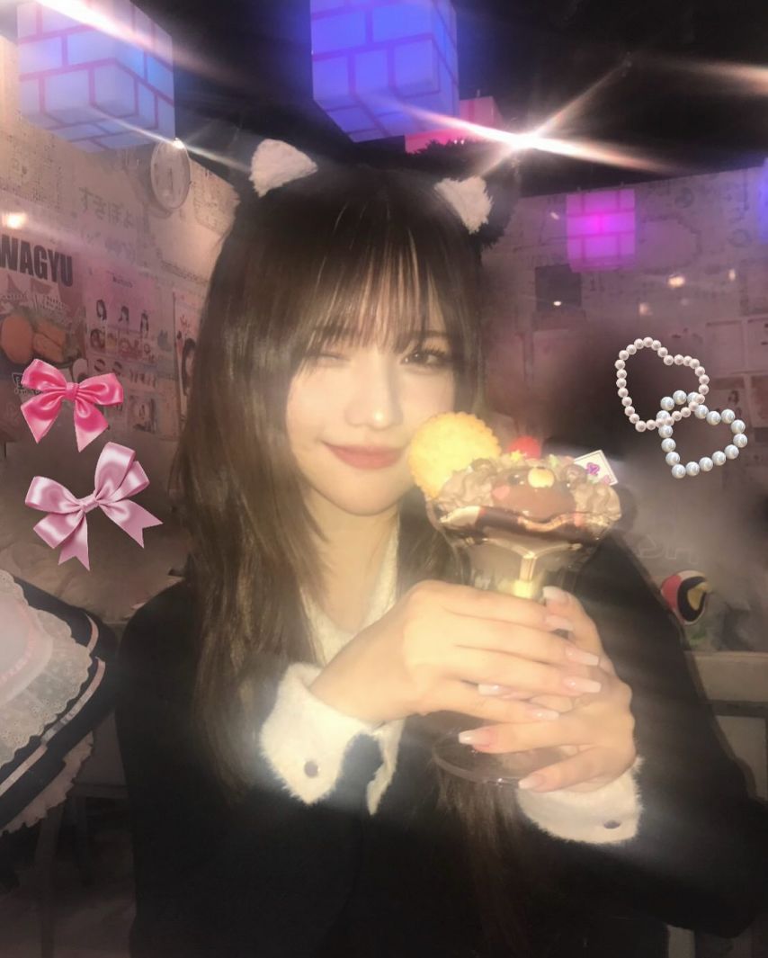 메이딘 세리나1_3.jpg