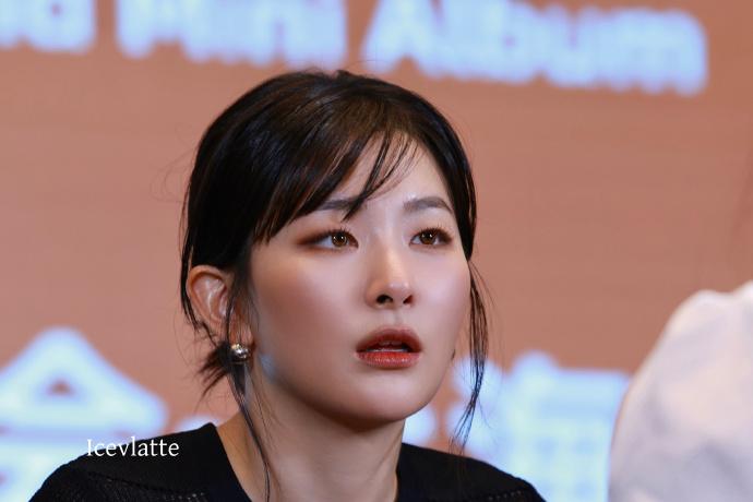 레드벨벳 슬기의 이번주 중국 팬싸 모습.jpg1_4.png.jpg