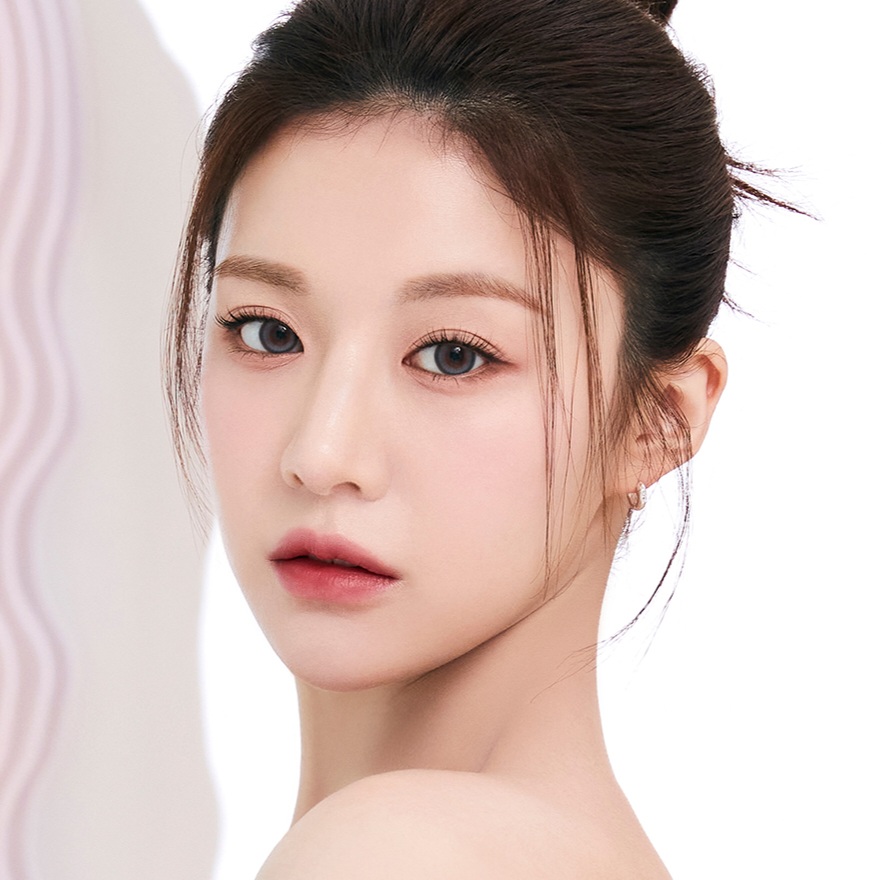 고윤정 렌즈미 광고 15.jpg