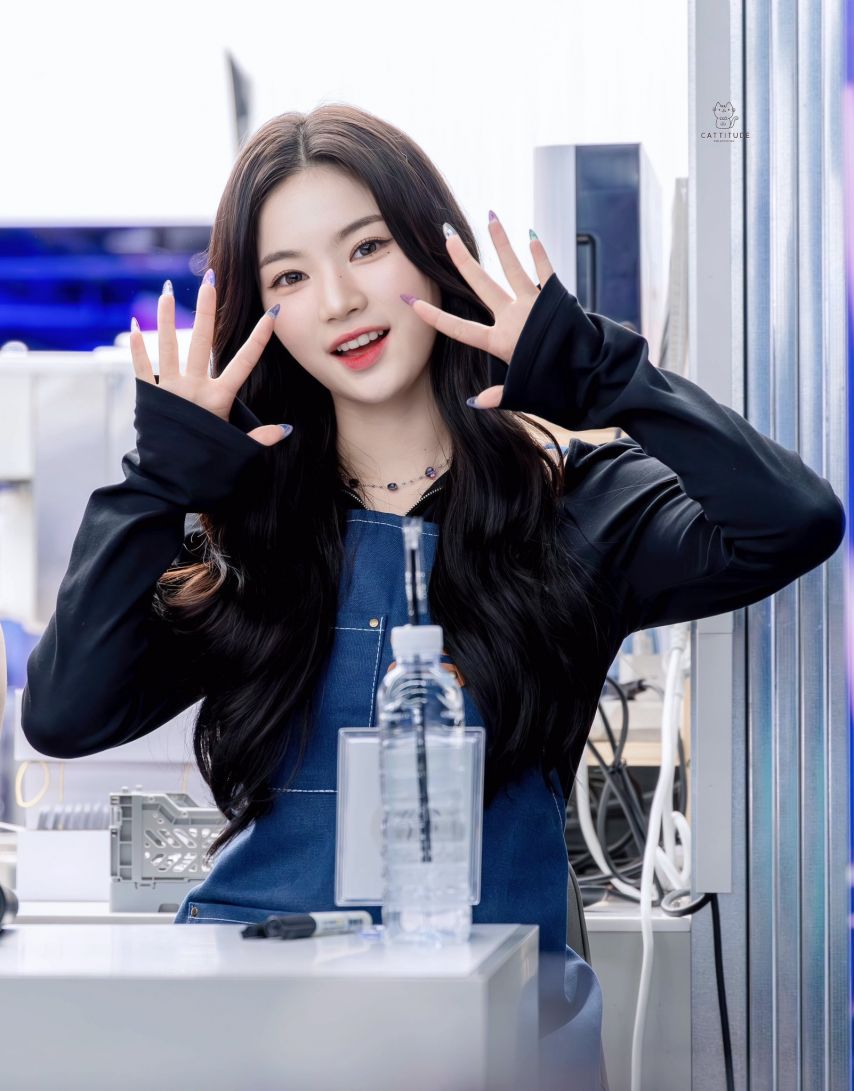 스테이씨 아이사1_1.jpg
