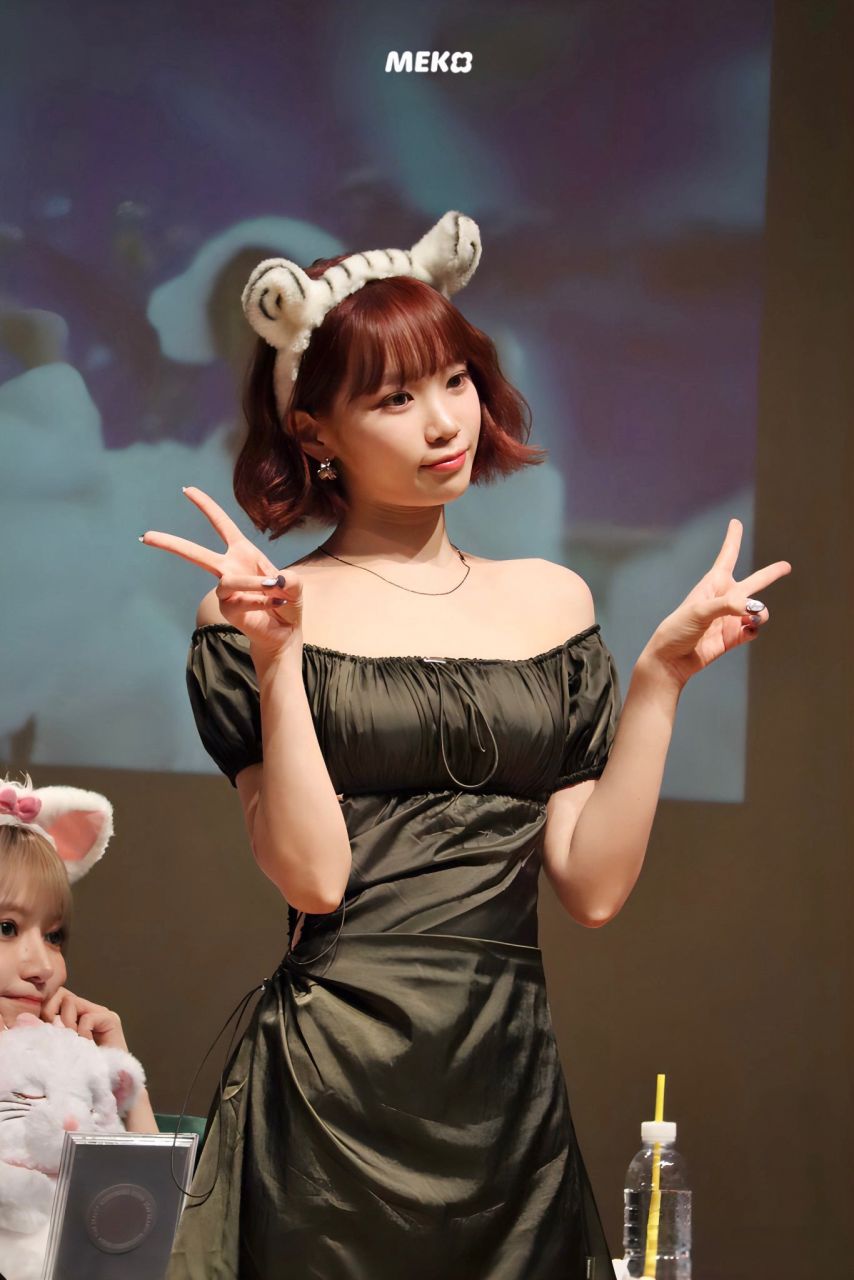 르세라핌 김채원2_3.jpg