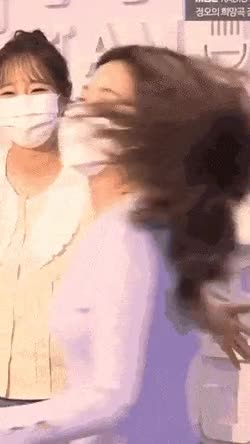 f3a8c3649170b68693496796540a1e37_1676824717_3652.gif