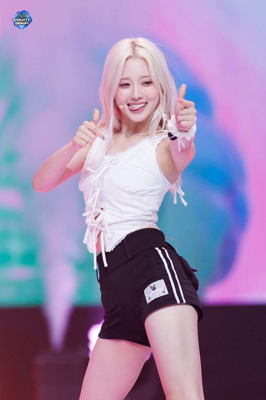 라잇썸 나영1_4.jpg