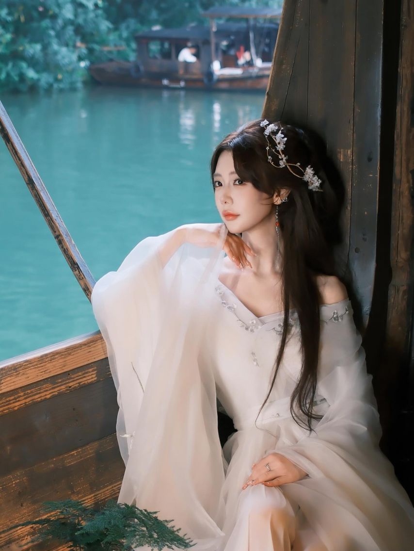 클라라 SNS1_8.jpg