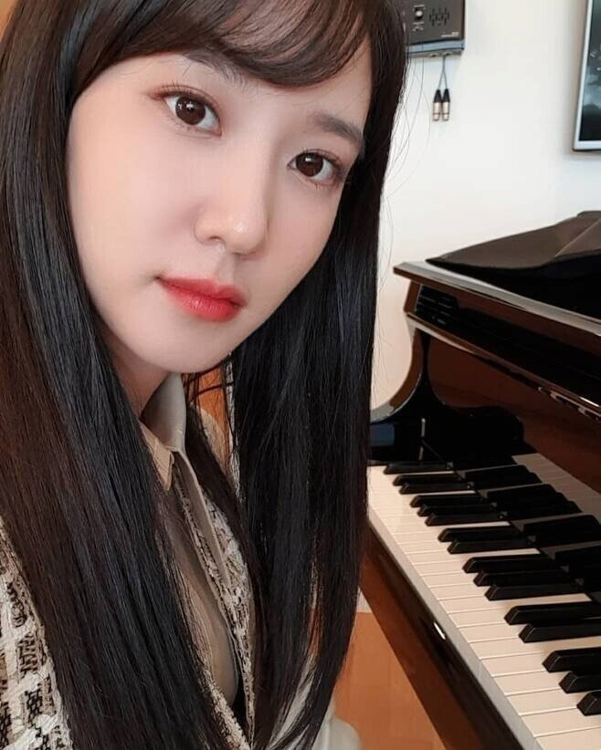 박은빈이 좋아하는 셀카포즈 2.png