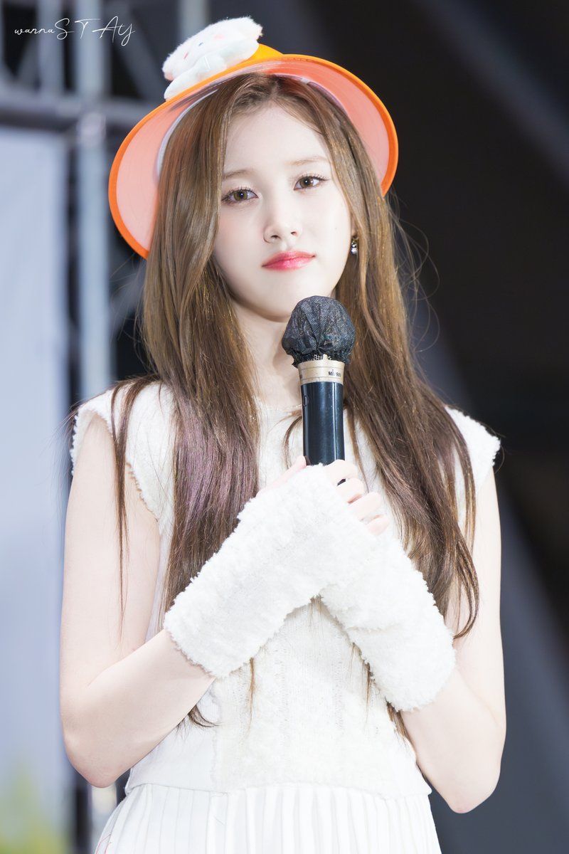 스테이씨 재이2_6.jpg