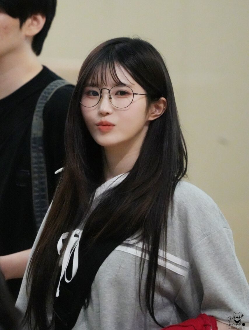 프로미스나인 하영1_1.jpeg