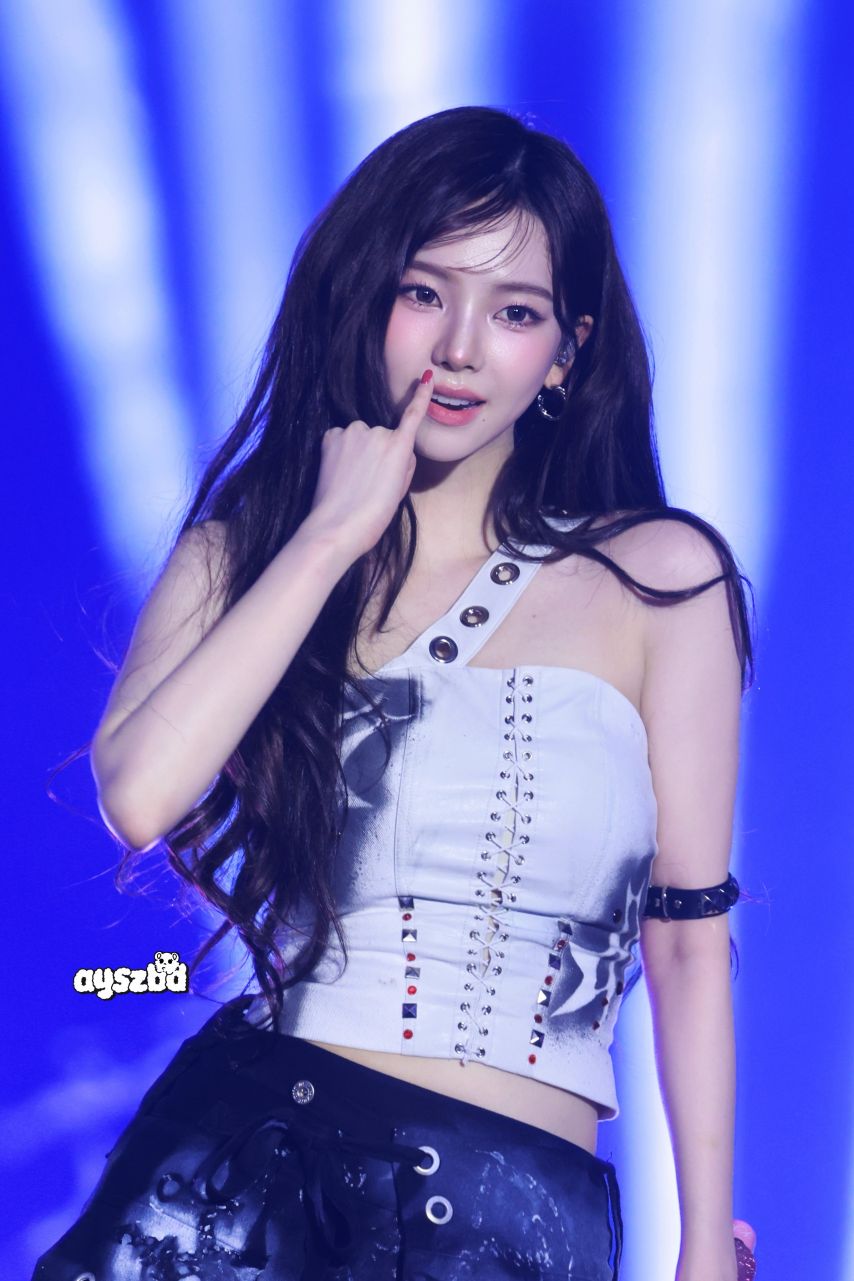 250517 슈퍼팝2025코리아 에스파 카리나1_2.jpg
