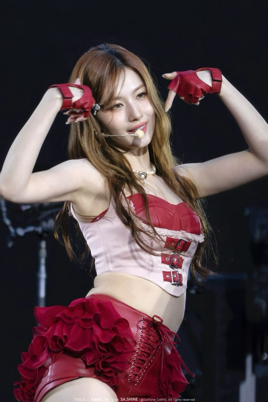 트와이스 사나1_1.jpg