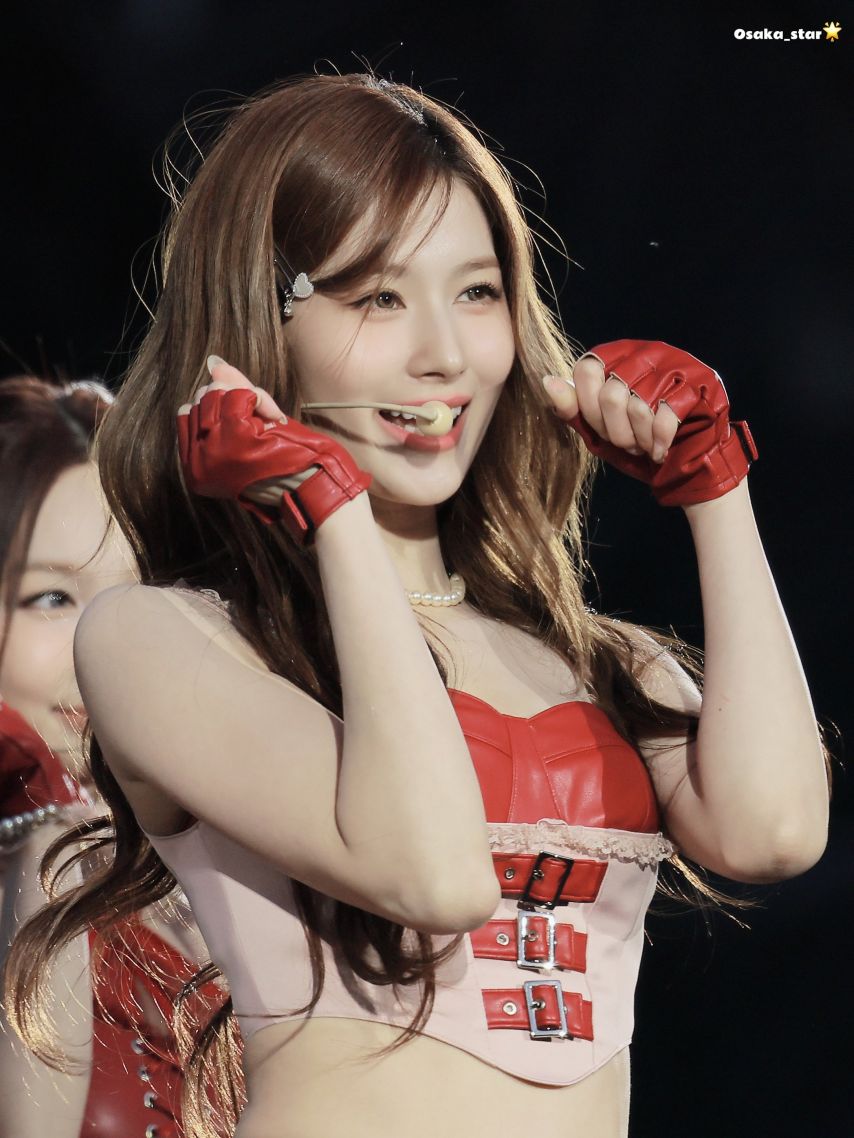 트와이스 사나1_4.jpg