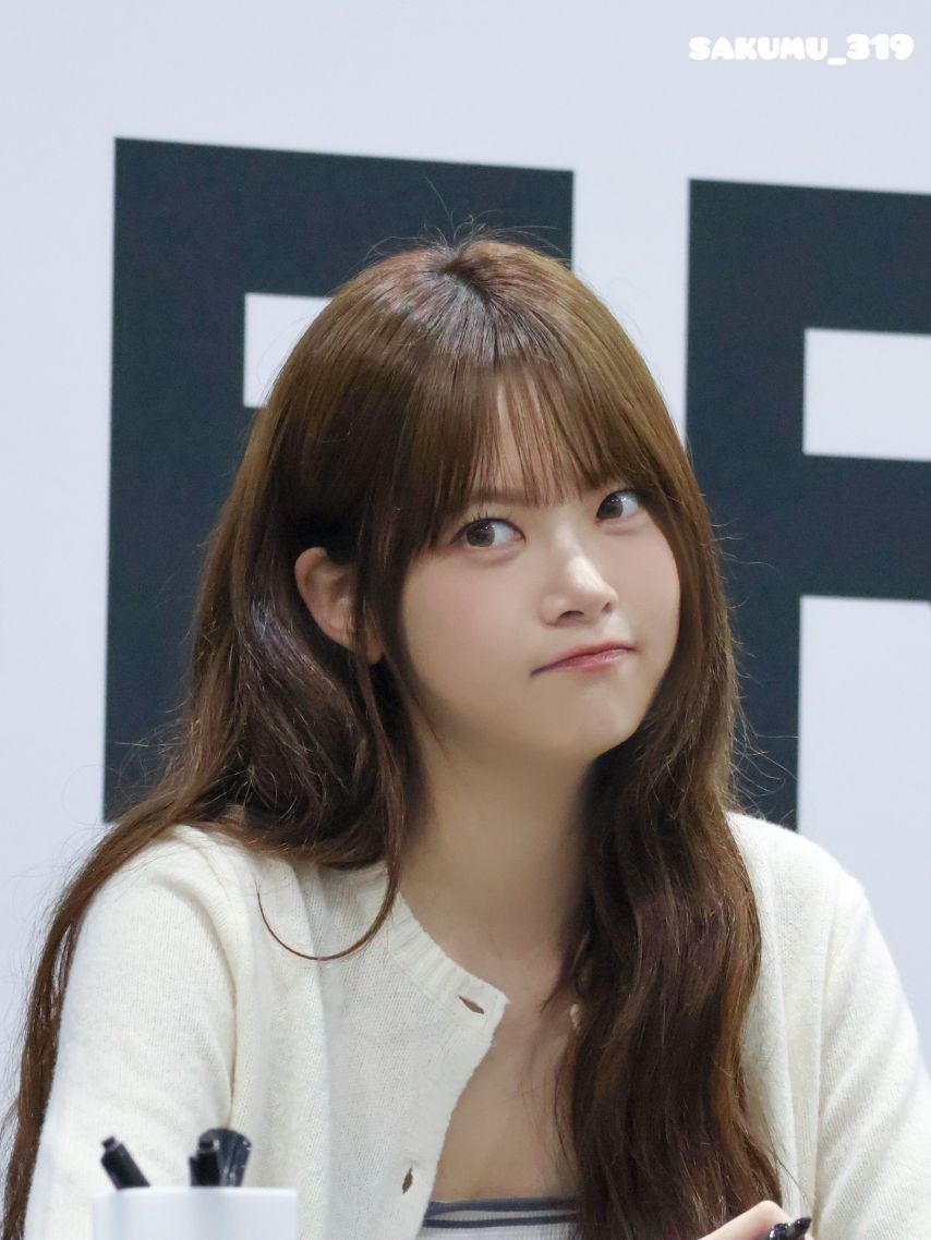 르세라핌 홍은채1_5.jpg