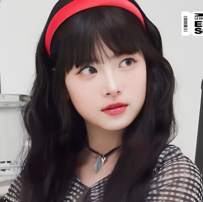 르세라핌 은채1_1.jpg