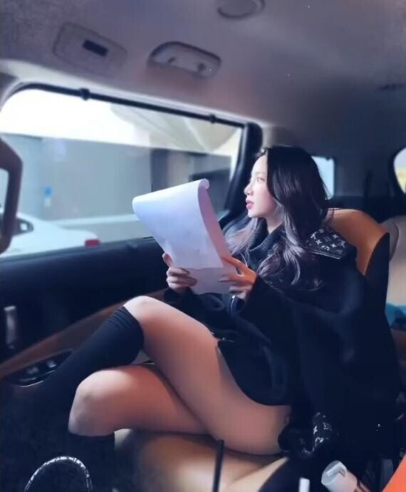 스케이터 출신 베리굿 조현 허벅지 클라스1_2.jpg