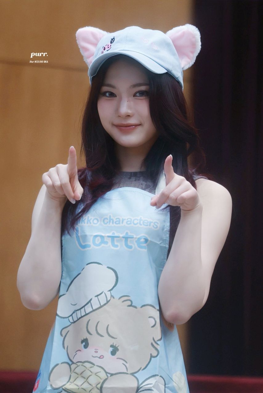 스테이씨 아이사1_1.jpg