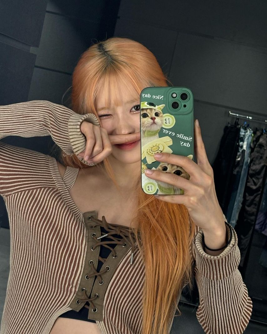 프로미스나인 송하영,백지헌1_4.jpg