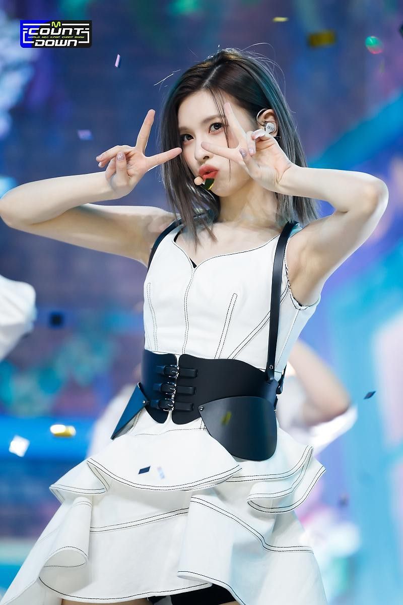 엔믹스 배이1_4.jpg