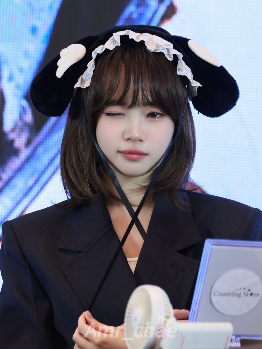 [르세라핌] 김채원1_2.jpg