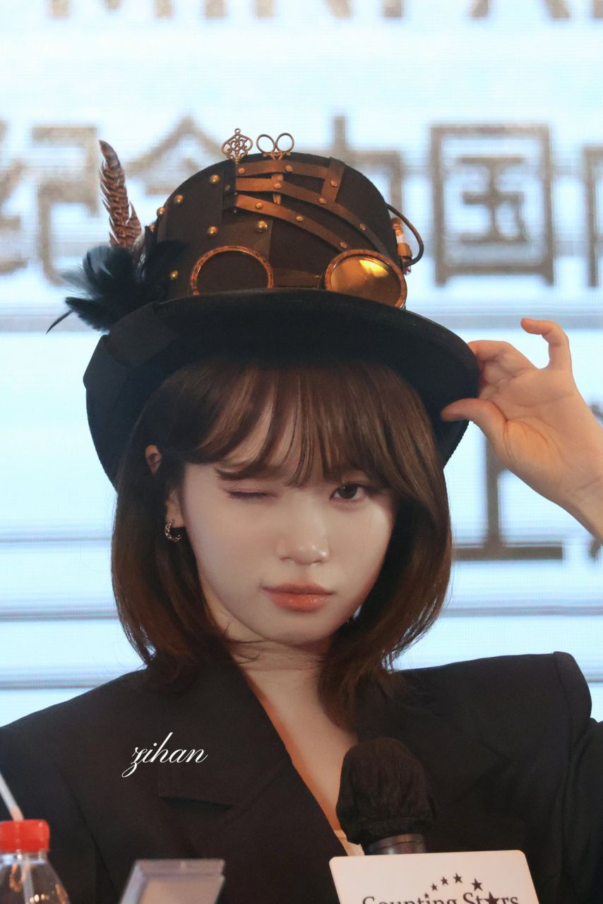 [르세라핌] 김채원1_7.jpg