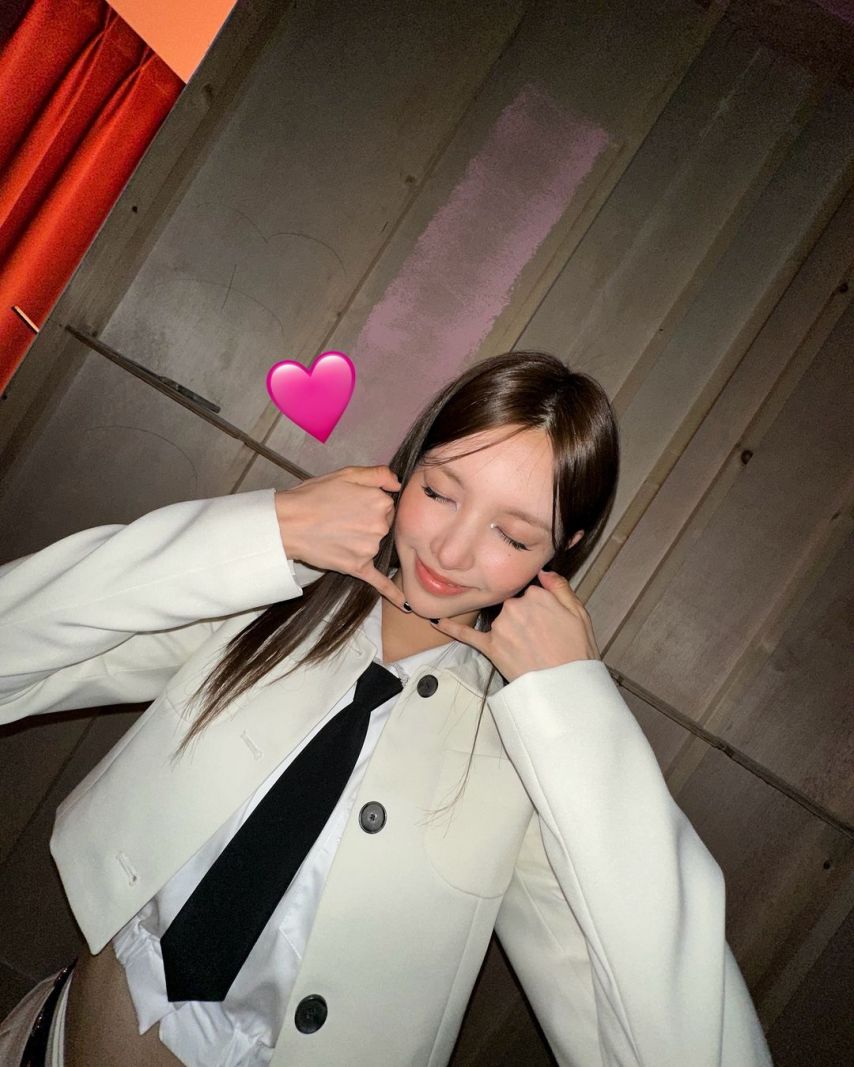 아일릿 노윤아1_4.jpg