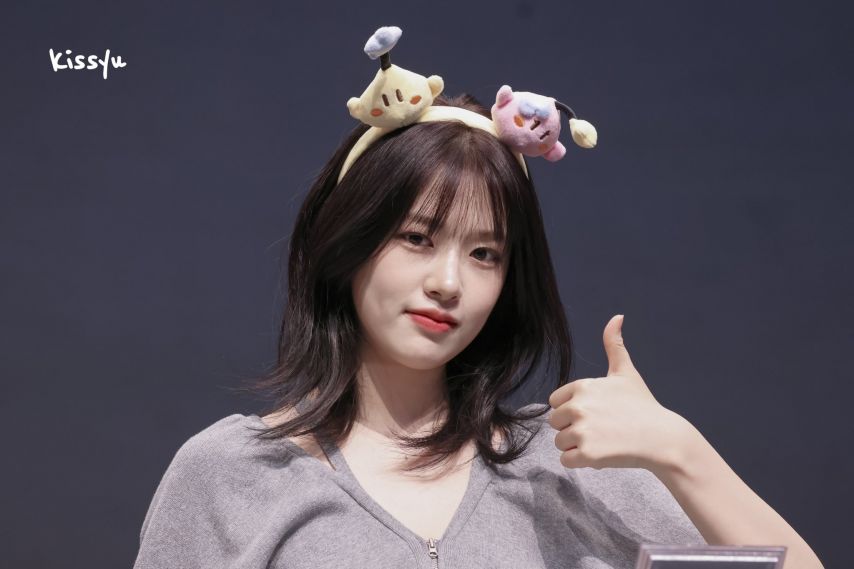 아이브 안유진1_3.jpg