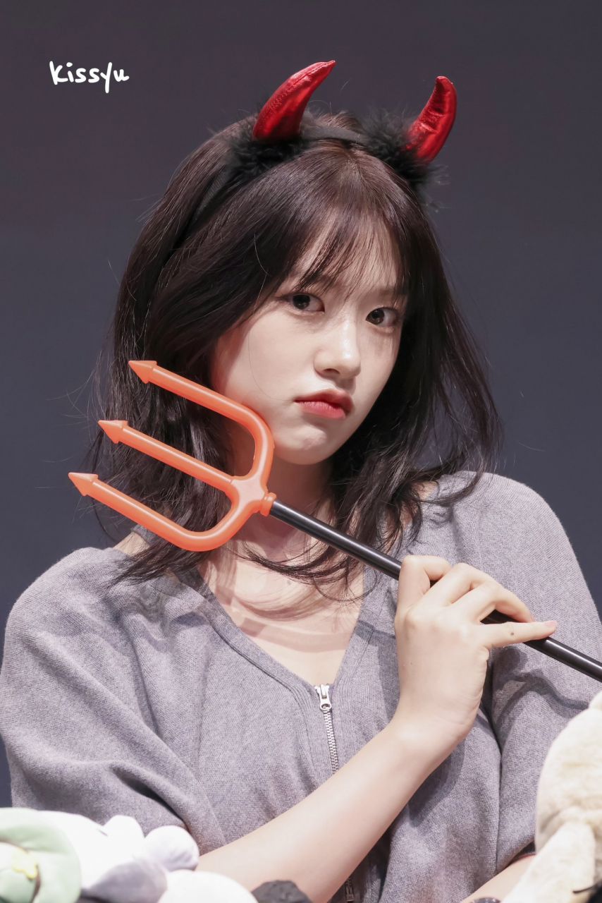 아이브 안유진1_4.jpg