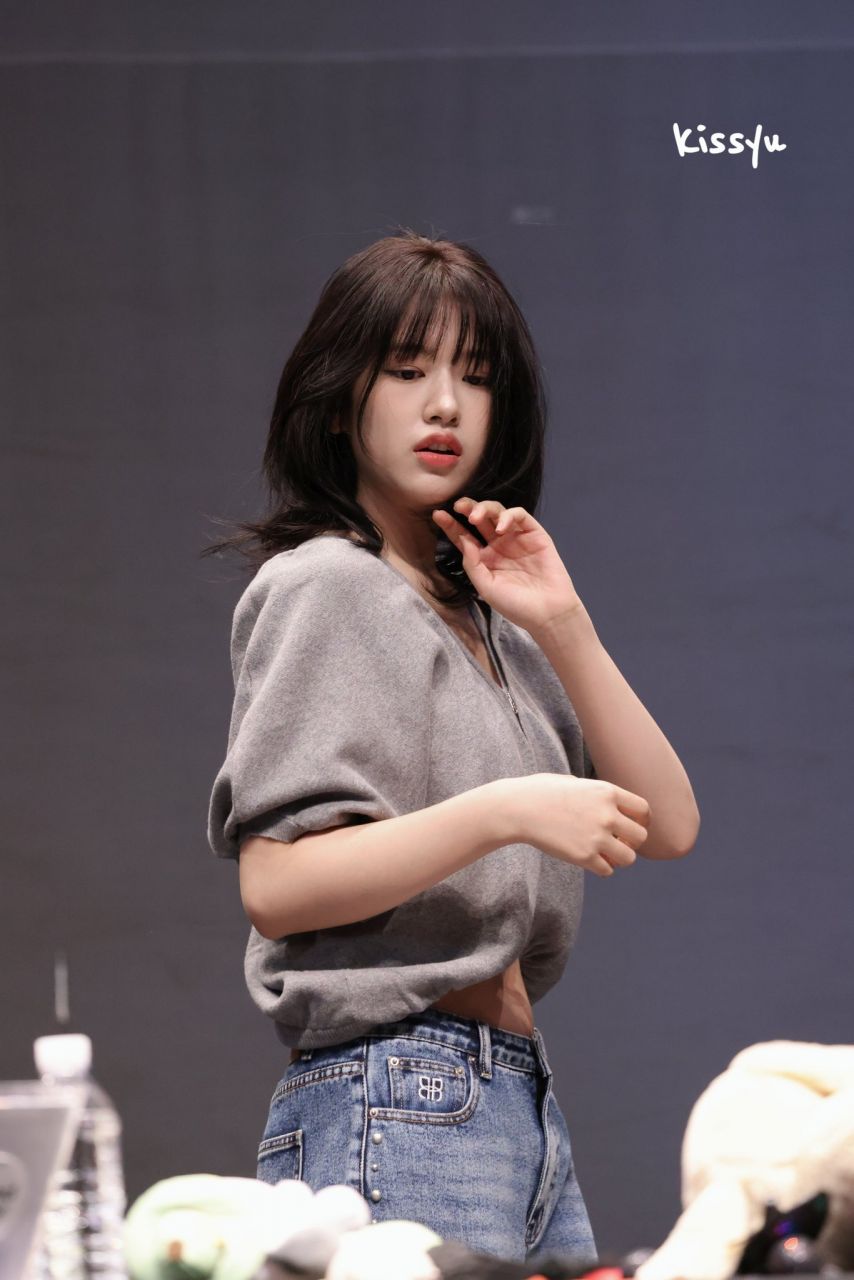 아이브 안유진1_6.jpg