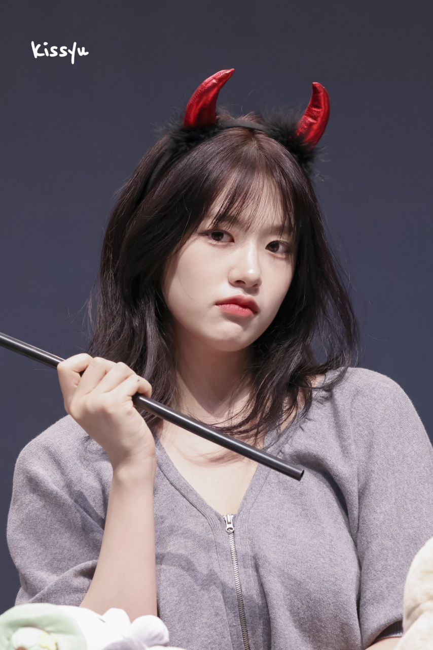 아이브 안유진1_5.jpg