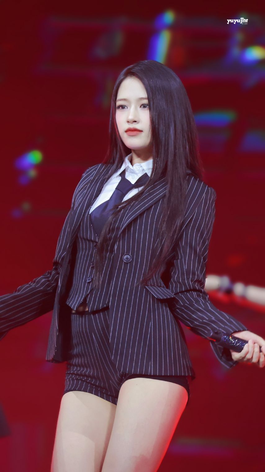 241012 GOLDEN WAVE 아이브 안유진1_4.jpg