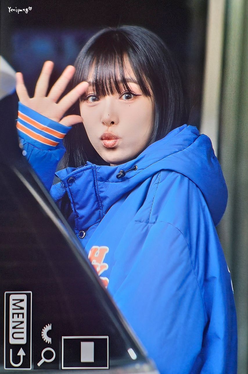 [아이즈원] 최예나 . 권은비1_1.jpg