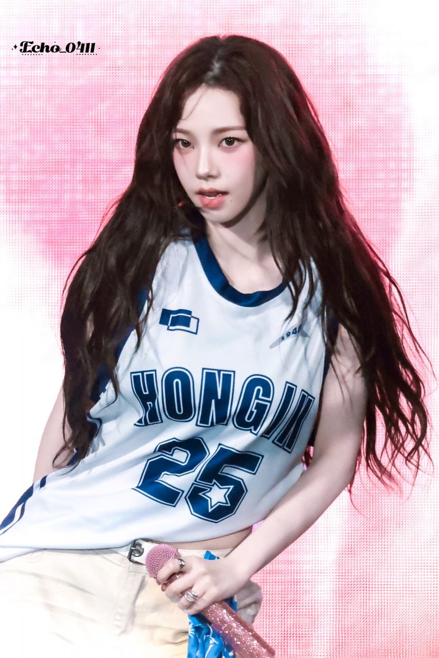 에스파 카리나 홍익대1_10.jpg