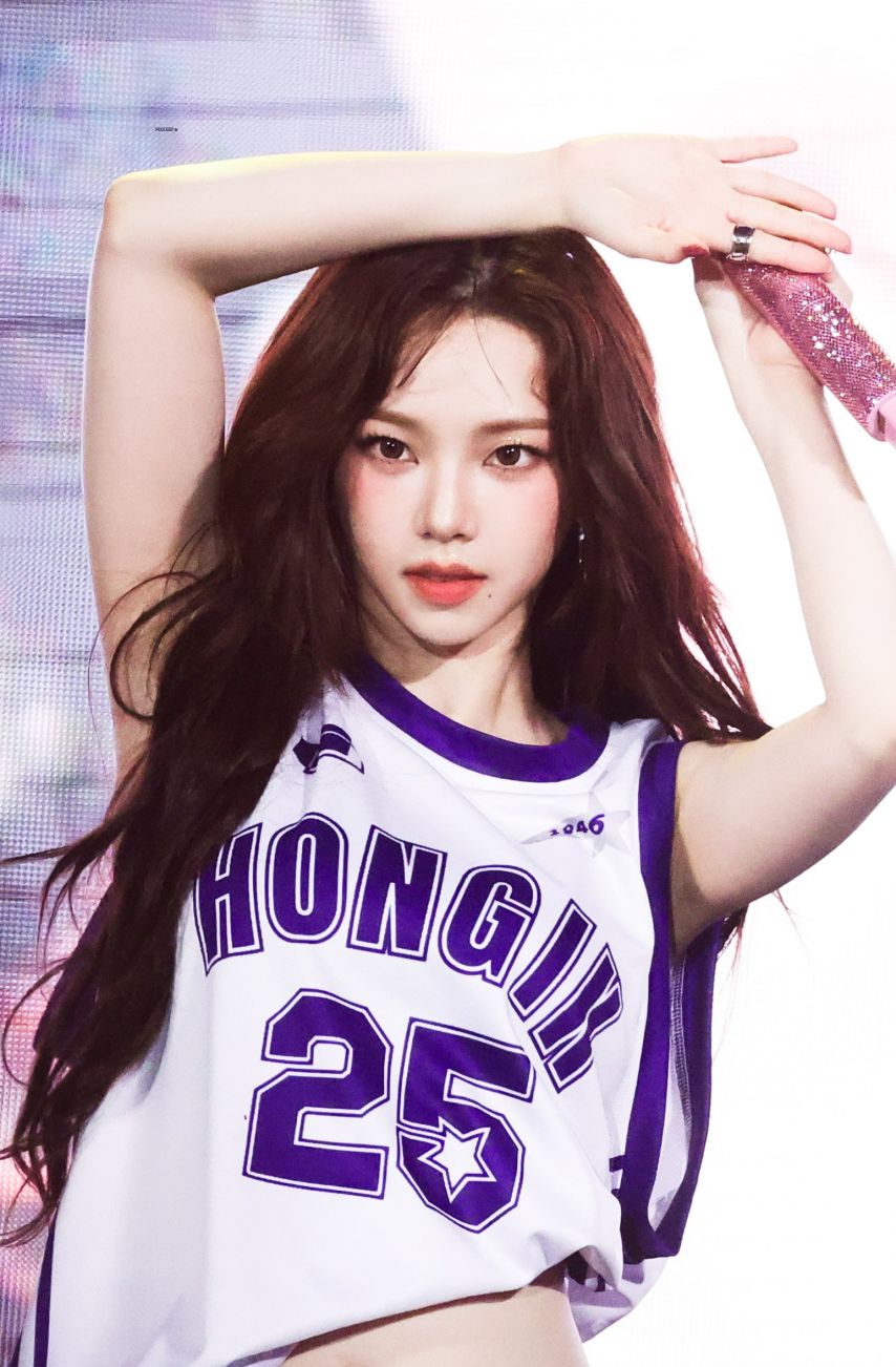 에스파 카리나 홍익대1_5.jpg