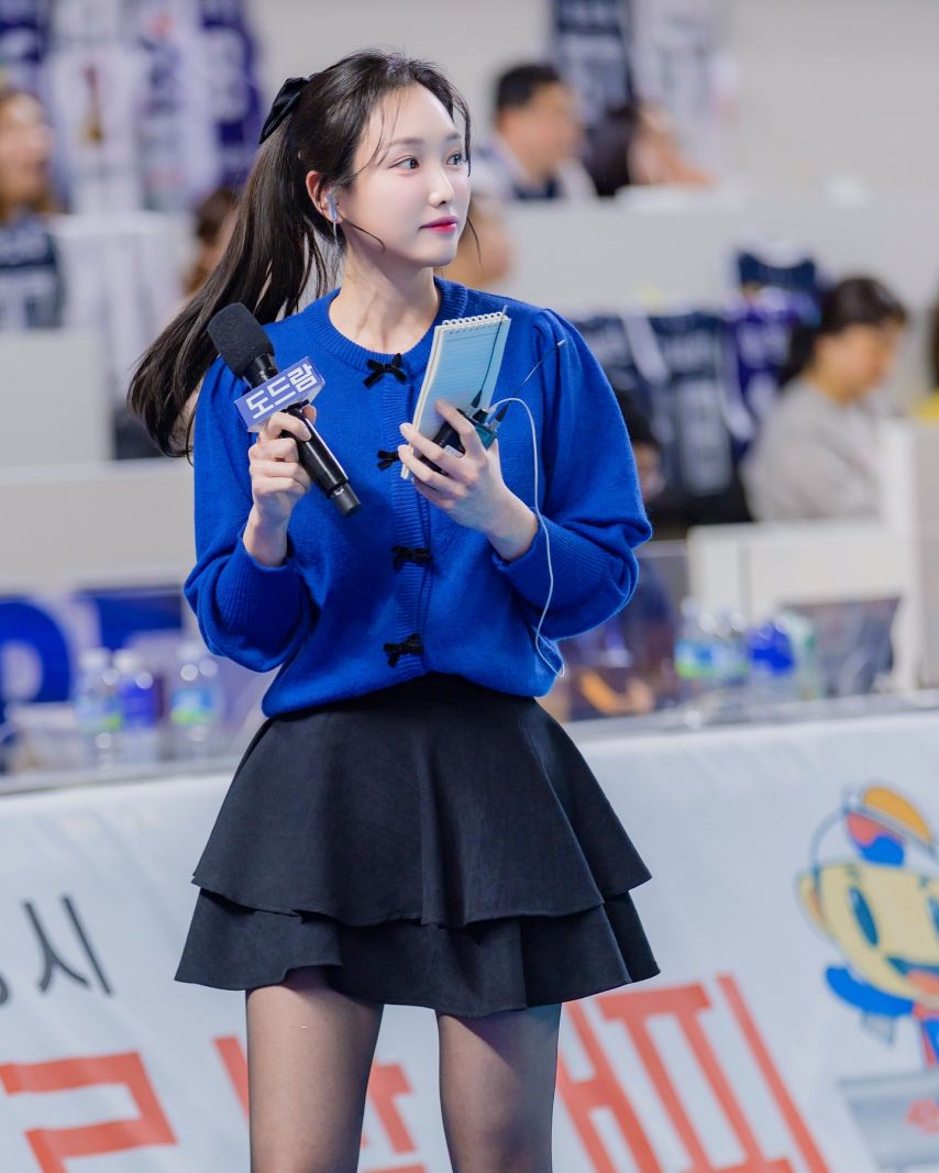 김세연 아나운서1_3.jpeg