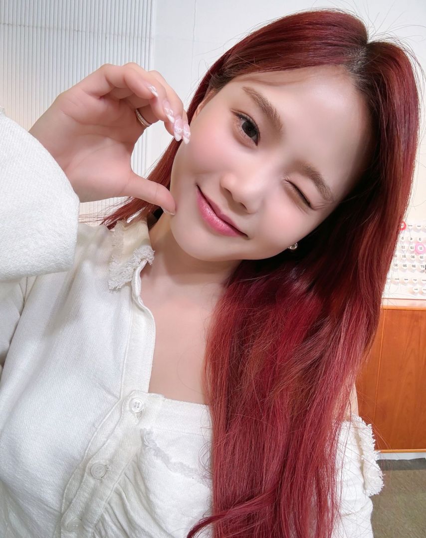 효정 오마이걸 끝사랑1_1.jpg
