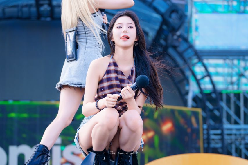 백지헌 (프로미스나인)1_2.jpg