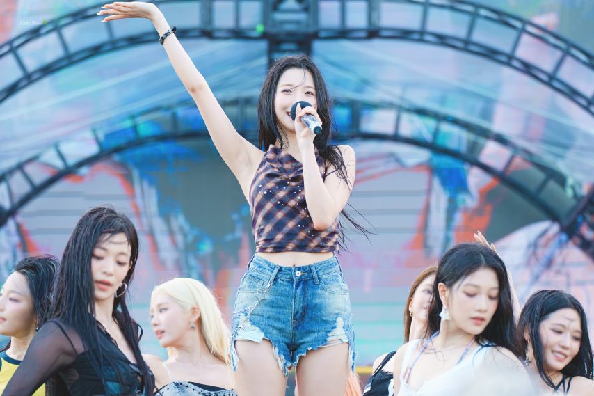 백지헌 (프로미스나인)1_6.jpg