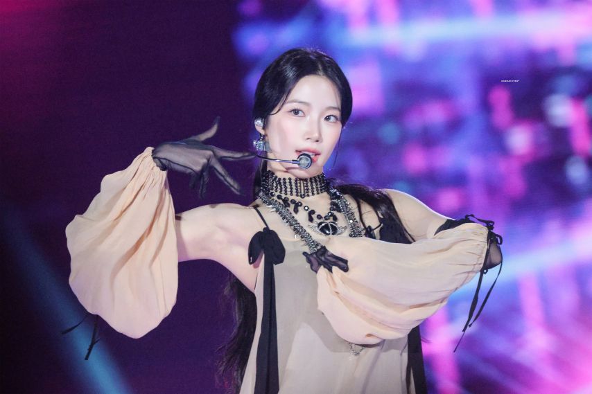 [르세라핌] 카즈하1_4.jpg
