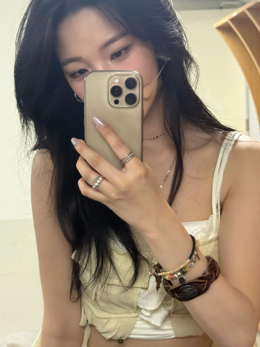 프로미스나인 백지헌1_5.jpg