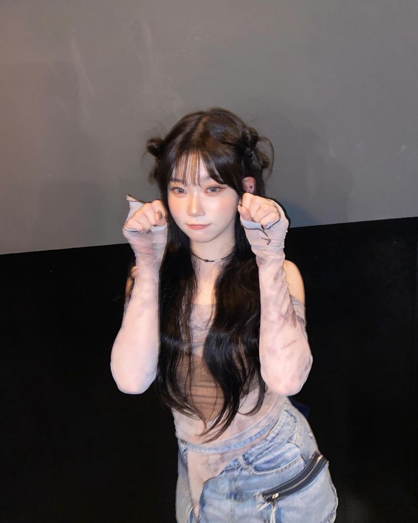 빌리 츠키, 하루나1_4.jpg