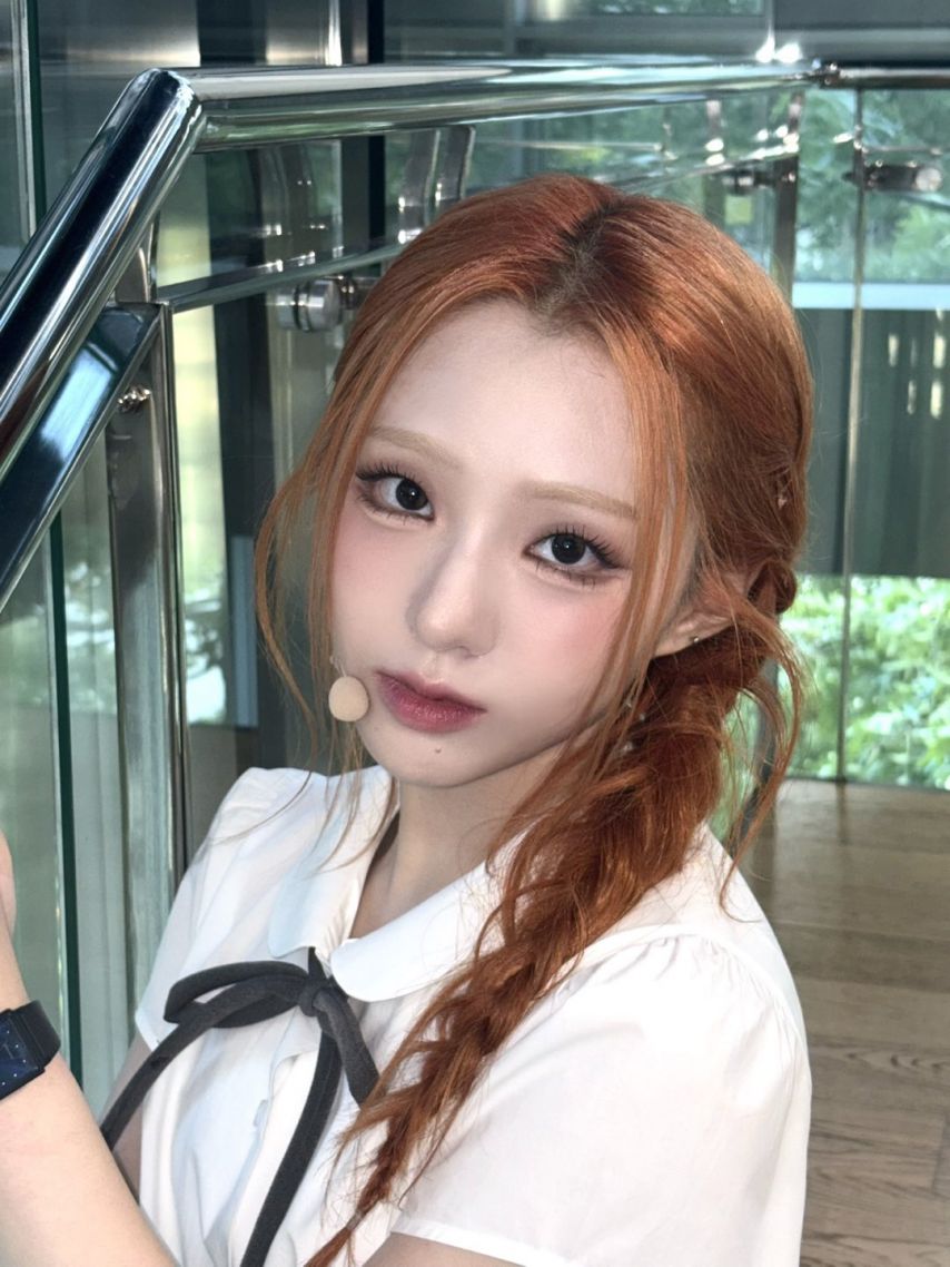 아이칠린 지윤, 채린, 클로즈유어아이즈 켄신1_3.jpg