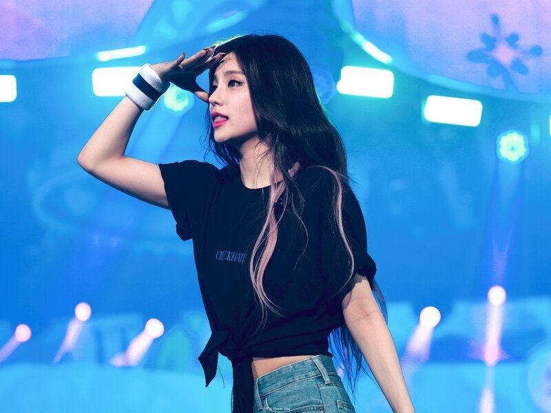 무대에서 더 빛나는 ITZY 예지1_8.jpg